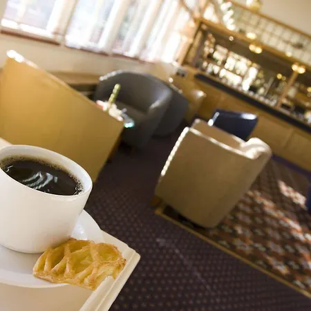 Heaton Mount 3* Bradford (West Yorkshire)