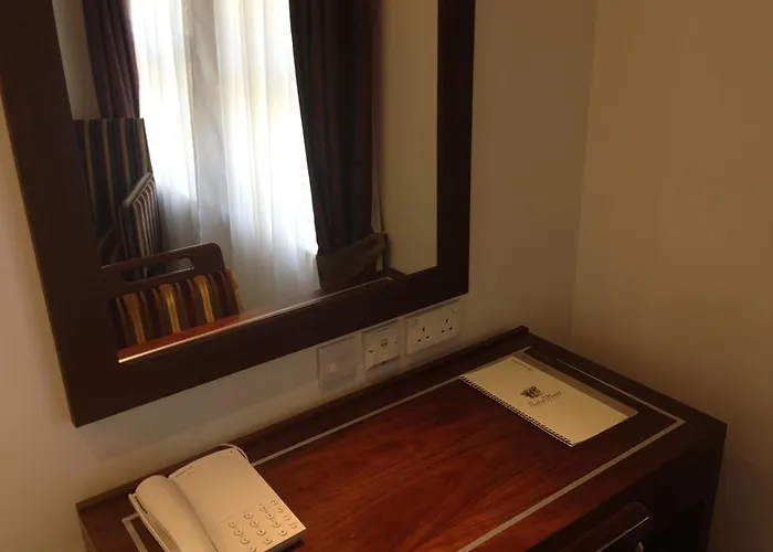 Heaton Mount Hotel 3*